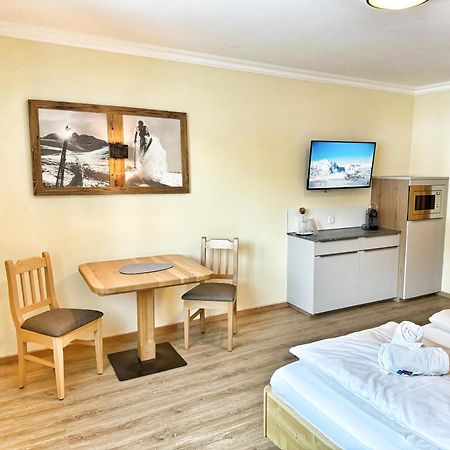 Апарт отель Hubertus Alpine Living Обертауэрн Экстерьер фото